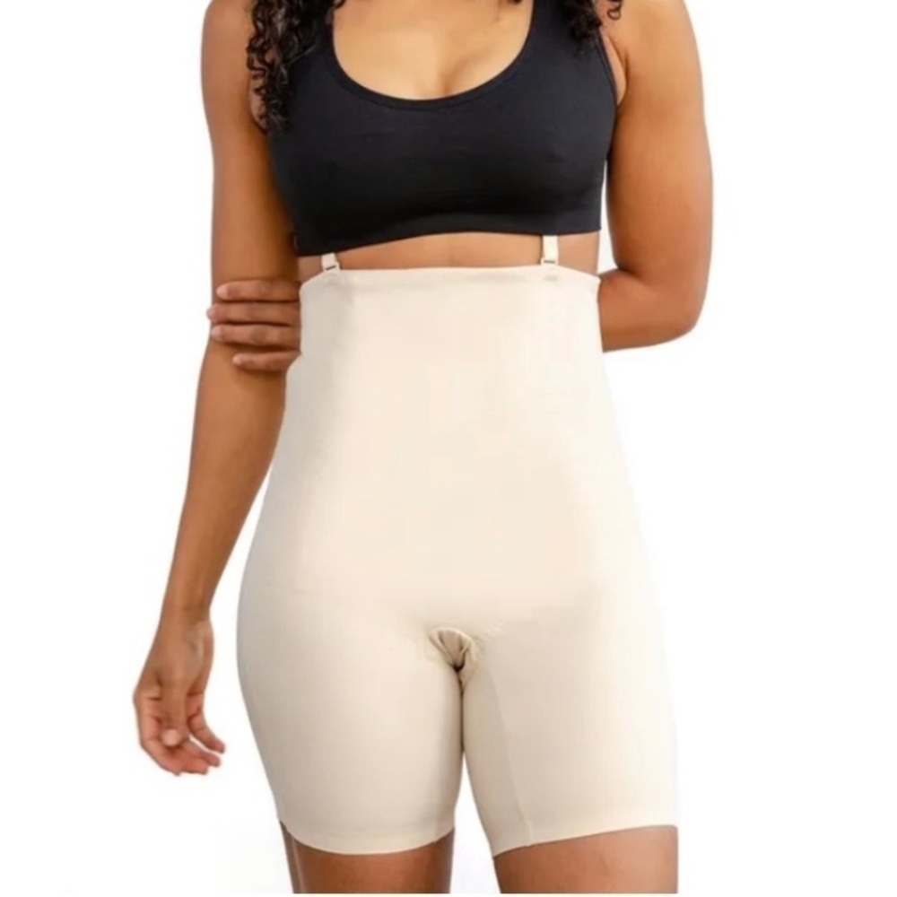 Motif Postpartum Recovery Garment in Nude Size:M, never been opened.